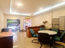  House for sale in Universitas Katolik Indonesia Atma Jaya, Tanah Abang, Kebayoran Lama