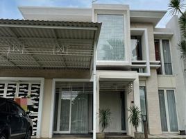 5 Bedroom Villa for sale in Mulyorejo, Surabaya, Mulyorejo