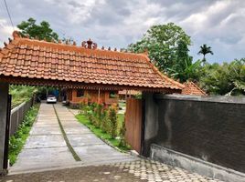 4 Bedroom Villa for sale in Seyegan, Sleman, Seyegan