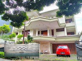 6 Bedroom House for sale in Bandung Institute of Technology, Sukajadi, Sukasari