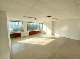 137 m2 Office for rent in Magdalena, Santa Marta, Magdalena