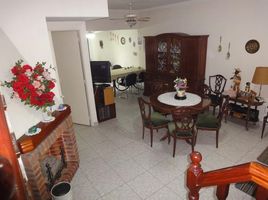 2 Bedroom House for sale in Vicente Lopez, Buenos Aires, Vicente Lopez