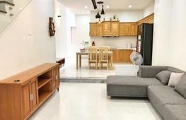Сдаётся дом, 3 спальни, 85 м², Hải Châu