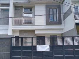 4 Habitación Casa en venta en Tambaksari, East Jawa, Tambaksari