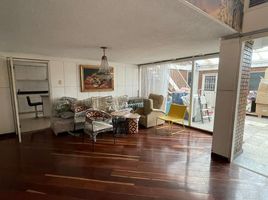 6 Bedroom Villa for rent in Cundinamarca, Bogota, Cundinamarca