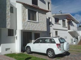 3 Bedroom House for sale in Conocoto, Pichincha, Conocoto