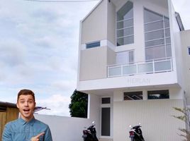 3 Schlafzimmer Villa zu verkaufen in Sukajadi, West Jawa, Sukajadi