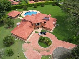 4 Bedroom House for sale in Pereira, Risaralda, Pereira