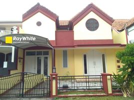 4 Bedroom House for rent in East Jawa, Lakarsantri, Surabaya, East Jawa