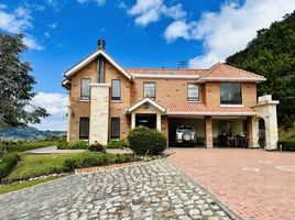 4 Bedroom Villa for sale in La Calera, Cundinamarca, La Calera