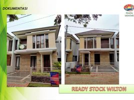 4 Bedroom House for sale in Kenjeran, Surabaya, Kenjeran