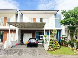 3 Bedroom House for sale in Wiyung, Surabaya, Wiyung