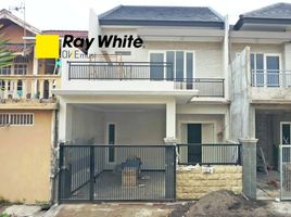 3 Habitación Casa en venta en Wiyung, East Jawa, Wiyung