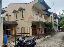 5 Bedroom House for sale in Cipondoh, Tangerang, Cipondoh