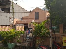 3 Schlafzimmer Villa zu verkaufen in Dukuhpakis, East Jawa, Dukuhpakis