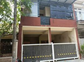 4 Bedroom House for sale in Gayungan, Surabaya, Gayungan