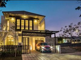 5 Bedroom House for sale in Tembalang, Semarang, Tembalang