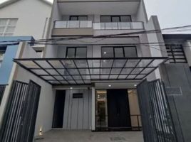 4 Kamar Rumah for sale in Mulyorejo, Surabaya, Mulyorejo