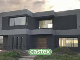 4 Bedroom House for sale in Escobar, Buenos Aires, Escobar