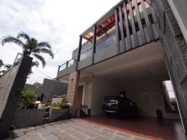 8 Bedroom Villa for sale in 23 Paskal Shopping Center, Andir, Sukajadi