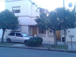Villa 3 chambre à vendre à Lanus, Buenos Aires, Lanus
