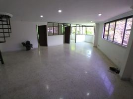 110 SqM Office for rent in River View Park, Cali, Cali