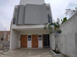 3 Bedroom Villa for sale in Ciledug, Tangerang, Ciledug