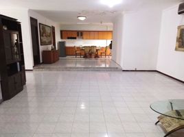 4 Bedroom House for sale in Dukuhpakis, Surabaya, Dukuhpakis