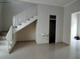 4 Habitación Casa en venta en Rungkut, East Jawa, Rungkut