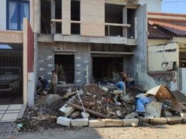 4 Habitación Villa en venta en Gunung Anyar, East Jawa, Gunung Anyar