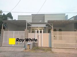 4 Habitación Villa en venta en Rungkut, East Jawa, Rungkut