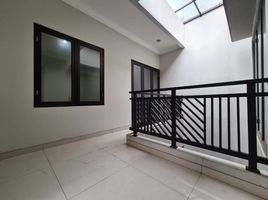 6 Kamar Rumah for sale in Medistra Hospital, Mampang Prapatan, Pasar Minggu