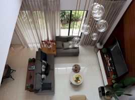 4 Schlafzimmer Haus zu verkaufen in Bandung, West Jawa, Cileunyi