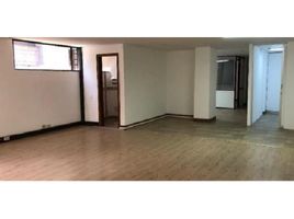 112 SqM Office for sale in Cundinamarca, Bogota, Cundinamarca