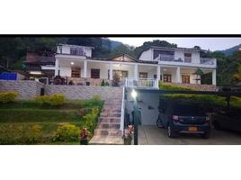 6 Bedroom House for sale in Antioquia, Copacabana, Antioquia