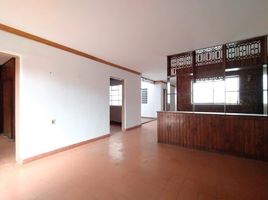 4 Bedroom Villa for sale in Bare Foot Park (Parque de los Pies Descalzos), Medellin, Medellin