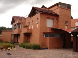 4 Bedroom Villa for sale in Fundacion Cardioinfantil-Instituto de Cardiologia, Bogota, Bogota