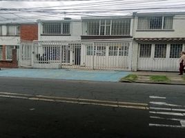 3 Bedroom House for sale in Bogota, Cundinamarca, Bogota