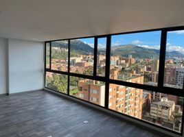 1 Habitación Apartamento en venta en Centro Comercial La Querencia, Bogotá, Bogotá