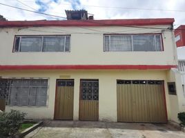 8 Bedroom House for sale in Fundacion Cardioinfantil-Instituto de Cardiologia, Bogota, Bogota