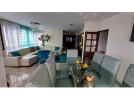 3 Bedroom Apartment for sale in Cali, Valle Del Cauca, Cali