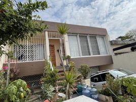 6 Bedroom House for sale in General Sarmiento, Buenos Aires, General Sarmiento