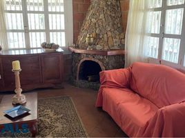 4 Bedroom Villa for sale in Bare Foot Park (Parque de los Pies Descalzos), Medellin, Medellin