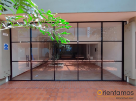 166 m² Office for rent in Antioquia, Envigado, Antioquia