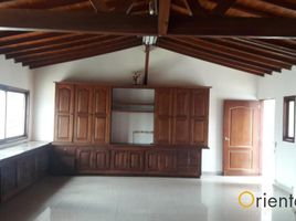 13 Bedroom Villa for rent in Bare Foot Park (Parque de los Pies Descalzos), Medellin, Medellin