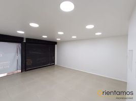 72 SqM Office for rent in Centro Comercial Unicentro Medellin, Medellin, Medellin