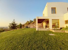 6 Bedroom House for sale in Chacabuco, Santiago, Colina, Chacabuco