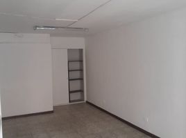 30 m² Office for rent in Parque de los Pies Descalzos, Medellín, Medellín