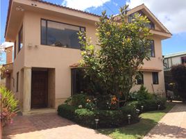 4 Bedroom Villa for sale in La Calera, Cundinamarca, La Calera