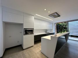 3 Habitación Villa en venta en Parque de los Pies Descalzos, Medellín, Medellín